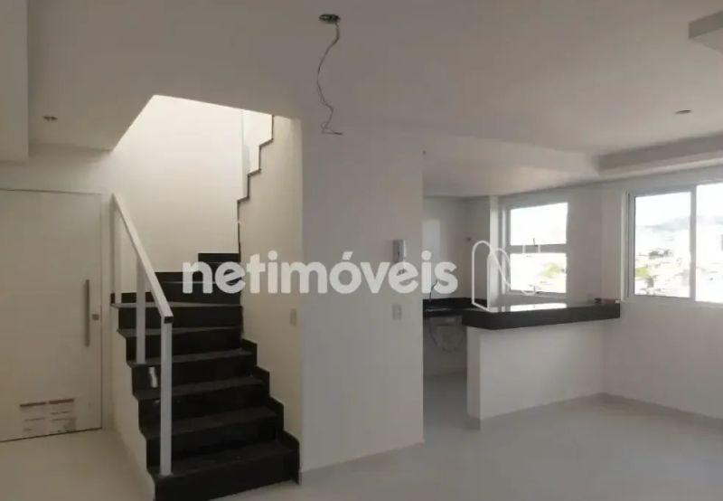 Apartamento com 3 quartos — Sagrada Família, Belo Horizonte