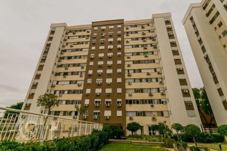 Apartamento com 2 Quartos à venda, 70m² no Passo da Areia, Porto Alegre