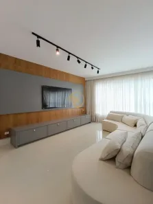 Apartamento com 3 Quartos para alugar, 139m² no Centro, Balneário Camboriú