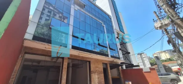 Prédio Comercial com 1 Quarto para alugar, 1600m² no Vila Nova Conceição, São Paulo