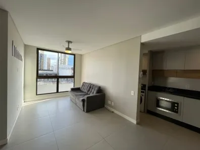 Apartamento com 2 Quartos à venda, 76m² no Balneário, Florianópolis