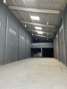Galpão/Depósito/Armazém para alugar, 412m² no Guilhermina, Praia Grande