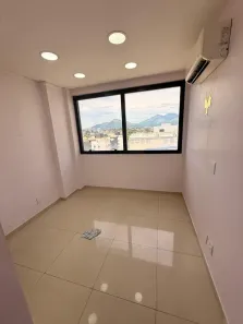 Sala Comercial à venda, 21m² no Campo Grande, Rio de Janeiro