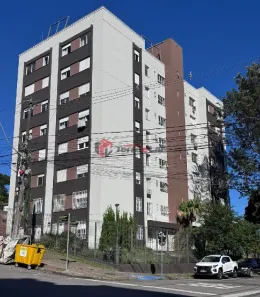Apartamento com 2 Quartos para alugar, 90m² no Centro, Caxias do Sul