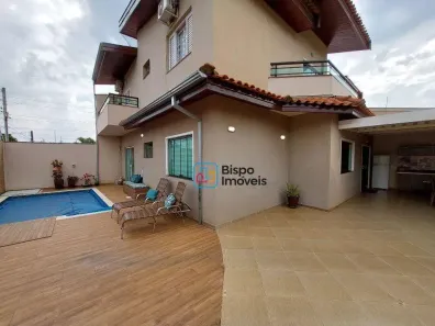 Casa com 5 Quartos à venda, 225m² no Parque Novo Mundo, Americana