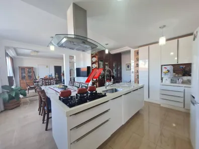 Casa com 6 Quartos à venda, 420m² no Agronômica, Florianópolis