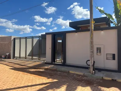 Casa de Condomínio com 3 Quartos à venda, 400m² no Vila São José, Brasília