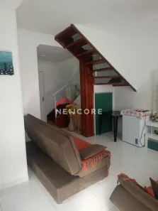 Sobrado com 3 Quartos à venda, 77m² no Vila Balneário Santa Martha, Caraguatatuba