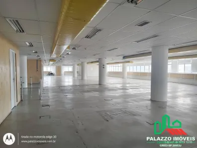 Sala Comercial para alugar, 950m² no República, São Paulo