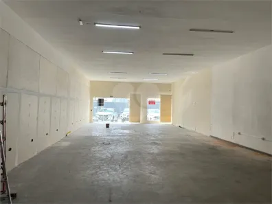 Ponto Comercial para alugar, 200m² no Parque Niero, Louveira