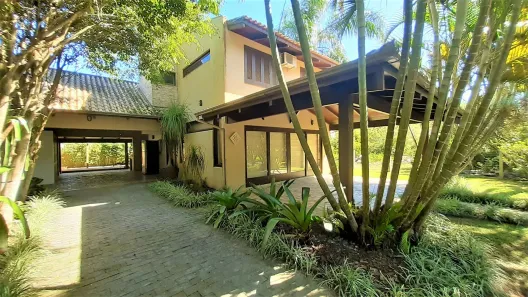 Casa com 3 Quartos para alugar, 217m² no Centro, Garopaba