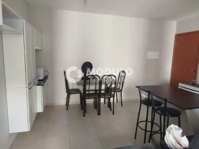 Apartamento com 2 Quartos para alugar, 55m² no Laranjeiras, Uberlândia