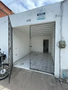 Casa com 1 Quarto para alugar, 60m² no Bonsucesso, Fortaleza