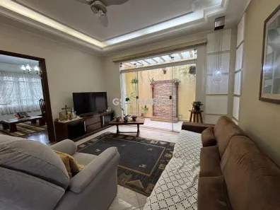 Imóvel Comercial com 3 Quartos à venda, 210m² no Aurora, Londrina