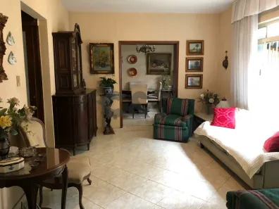 Casa com 2 Quartos à venda, 140m² no Jardim Petrópolis, São Paulo