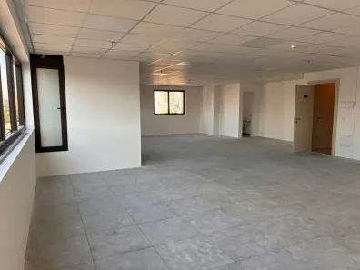 Ponto Comercial para alugar, 120m² no Santo Amaro, São Paulo