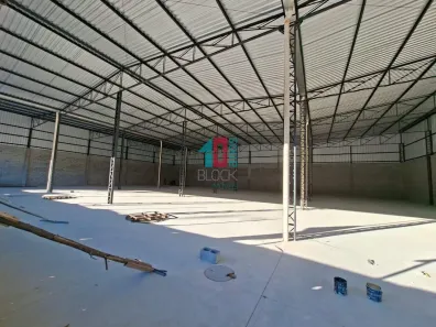 Galpão/Depósito/Armazém para alugar, 300m² no Paciência, Rio de Janeiro