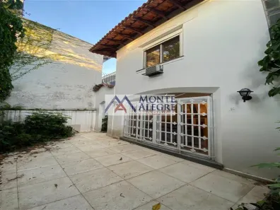 Sobrado com 4 Quartos à venda, 317m² no Jardim Cordeiro, São Paulo