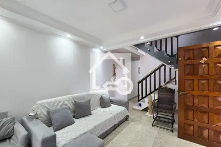 Casa com 3 Quartos à venda, 223m² no Alves Dias, São Bernardo do Campo