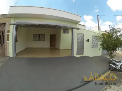 Casa com 3 Quartos à venda, 220m² no Parque Santa Felícia Jardim, São Carlos