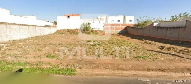 Lote/Terreno com 1 Quarto à venda, 12m² no Shopping Park, Uberlândia