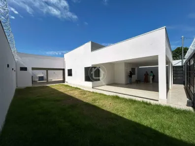 Casa com 3 Quartos à venda, 214m² no Nossa Senhora Aparecida, Cuiabá