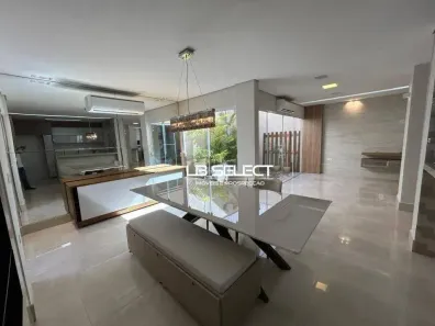 Casa de Condomínio com 3 Quartos à venda, 220m² no Granja Marileusa, Uberlândia