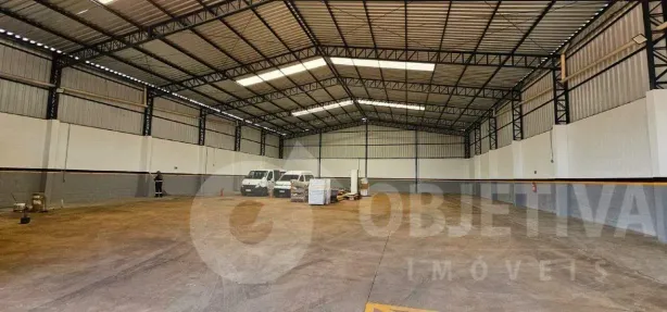 Galpão/Depósito/Armazém para alugar, 950m² no Loteamento Centro Empresarial Leste III, Uberlândia