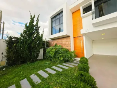Casa com 3 Quartos à venda, 290m² no Uberaba, Curitiba