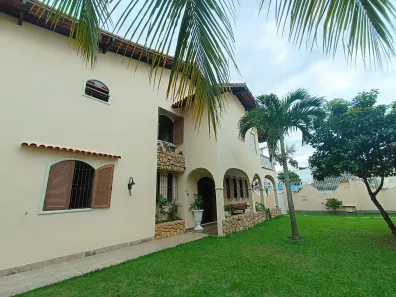 Casa com 4 Quartos para alugar, 750m² no Muquiçaba, Guarapari