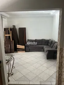 Casa com 3 Quartos à venda, 200m² no Carajás, Uberlândia