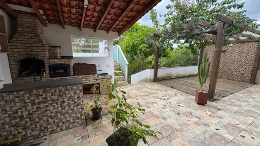 Sobrado com 4 Quartos à venda, 220m² no Vila Brasileira, Mogi das Cruzes