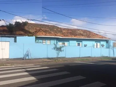 Prédio Comercial com 16 Quartos à venda, 350m² no Coronel Aparício Borges, Porto Alegre