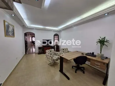 Sobrado com 4 Quartos à venda, 338m² no Campestre, Santo André