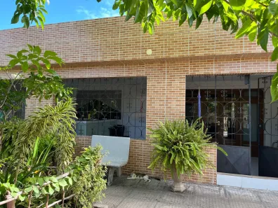 Casa com 3 Quartos à venda, 236m² no Marcos Freire, Jaboatão dos Guararapes
