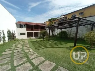 Casa com 3 Quartos à venda, 360m² no Itapoã, Belo Horizonte