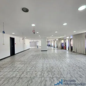 Sala Comercial à venda, 715m² no Comércio, Salvador