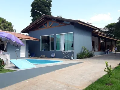Fazenda/Sítio com 5 Quartos à venda, 260m² no Núcleo Urbano Parque Ana Helena, Jaguariúna