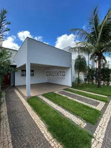 Casa de Condomínio com 3 Quartos à venda, 167m² no Jardim Holanda, Uberlândia