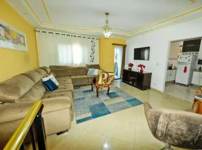 Sobrado com 3 Quartos para alugar, 246m² no Jardim Utinga, Santo André