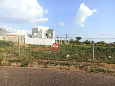 Lote/Terreno à venda, 250m² no Laranjeiras, Uberlândia
