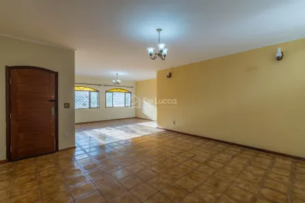 Sobrado com 4 Quartos à venda, 327m² no Vila Anhangüera, Valinhos