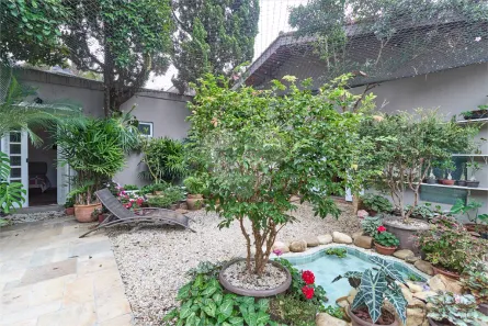 Casa com 4 Quartos à venda, 273m² no Granja Julieta, São Paulo