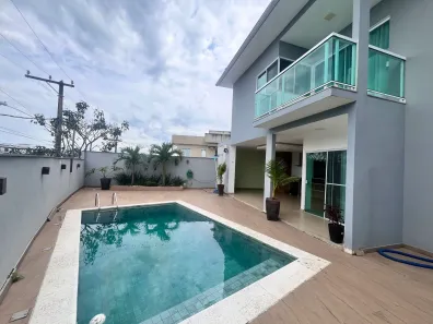 Casa com 3 Quartos para alugar, 300m² no Lagoa, Macaé