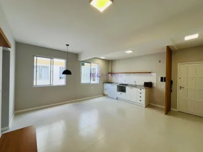 Apartamento com 2 Quartos à venda, 54m² no Kobrasol, São José