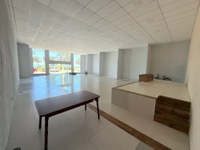 Galpão/Depósito/Armazém com 1 Quarto à venda, 1200m² no Extensão do Bosque, Rio das Ostras