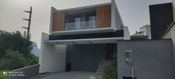 Casa com 3 Quartos à venda, 330m² no Pedra Branca, Palhoça