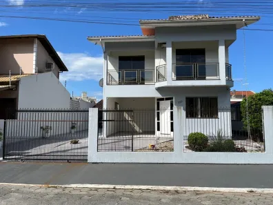 Casa com 4 Quartos à venda, 300m² no Rio Caveiras, Biguaçu