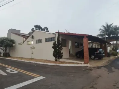 Casa de Condomínio com 4 Quartos à venda, 225m² no Residencial Solar Ville, Goiânia