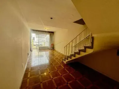 Sobrado com 2 Quartos à venda, 120m² no Jardim Aeroporto, São Paulo